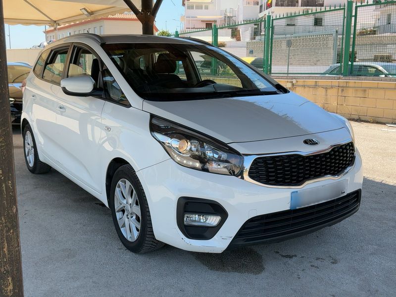 Kia Carens 1.7 CRDi Concept — zdjęcie 8