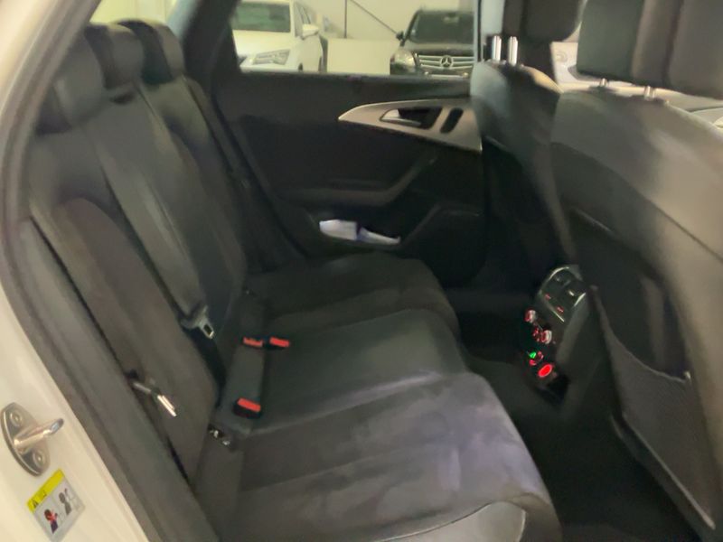 Audi A6 Allroad 3.0 V6 TDI — zdjęcie 14