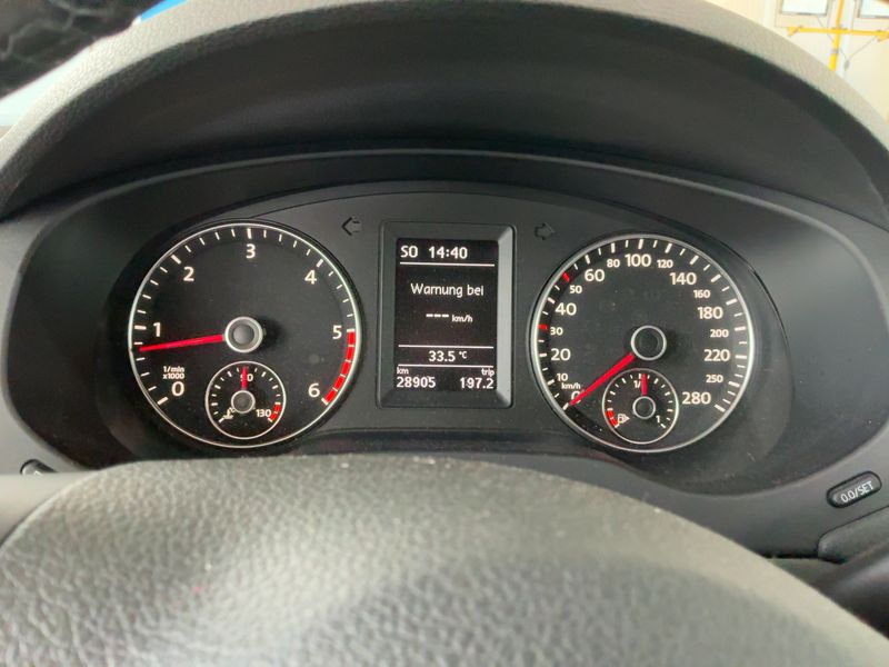 Volkswagen Jetta 1.6 TDI Highline BlueMotion Tech — zdjęcie 13