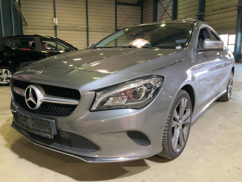 Mercedes-Benz CLA-Klasse CLA 180 Urban