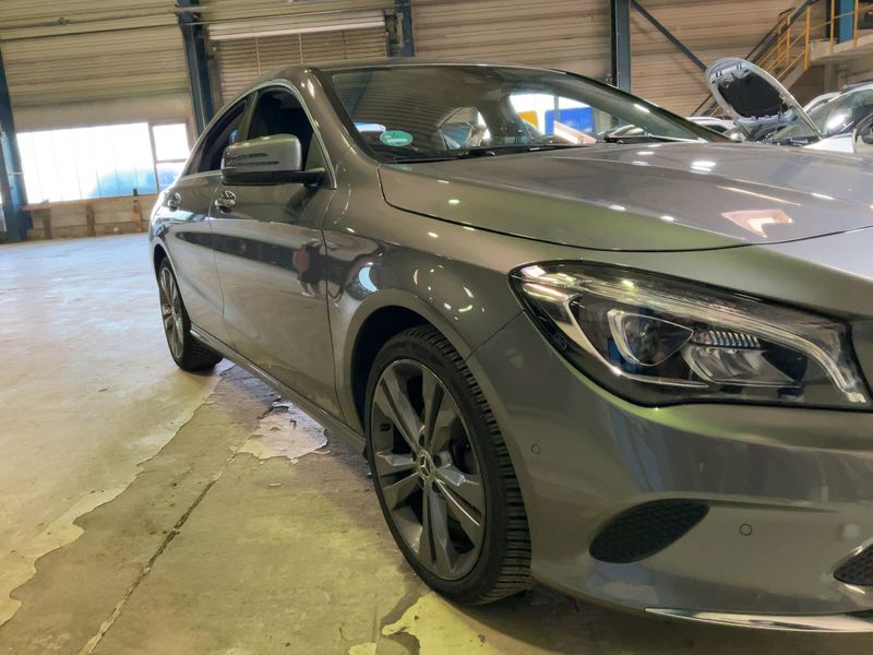 Mercedes-Benz CLA-Klasse CLA 180 Urban — zdjęcie 8