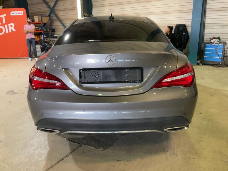 Mercedes-Benz CLA-Klasse CLA 180 Urban — zdjęcie 5