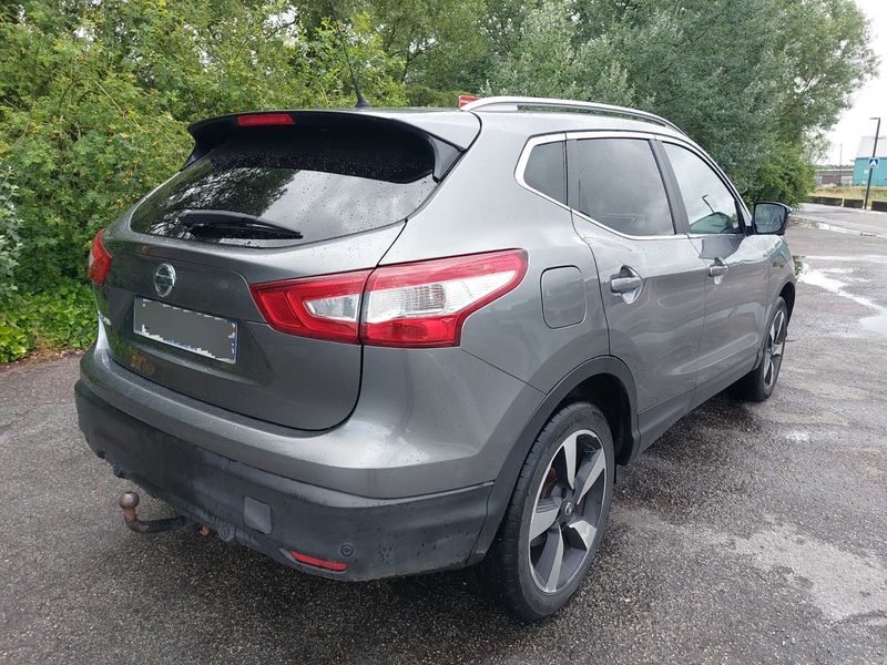 Nissan Qashqai 1.2 N-Connecta — zdjęcie 5