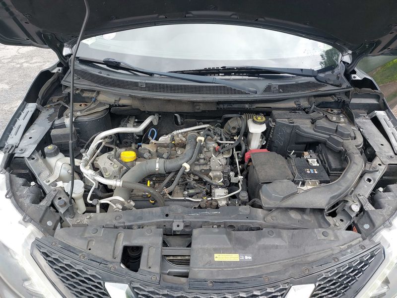 Nissan Qashqai 1.2 N-Connecta — zdjęcie 8