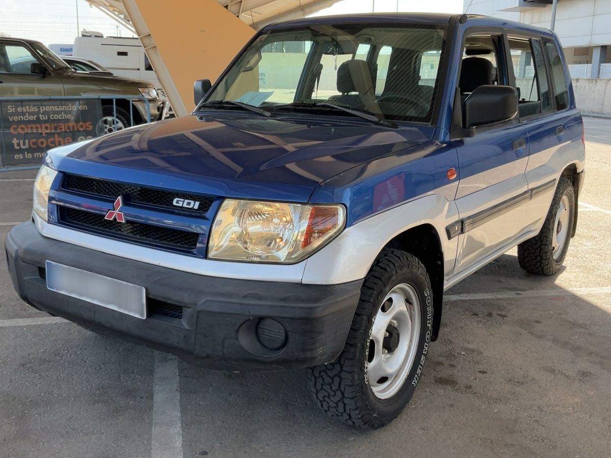 Mitsubishi Pajero 2001