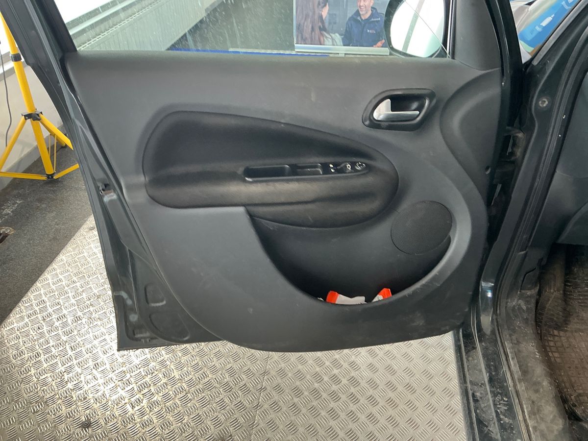 Citroen C3 2016 — photo 39