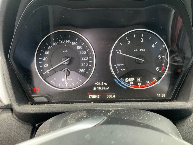 BMW X1 sDrive 16d Advantage — zdjęcie 13