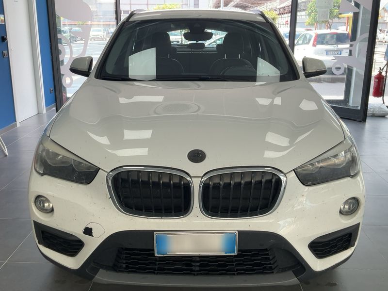 BMW X1 sDrive 16d Advantage — zdjęcie 9