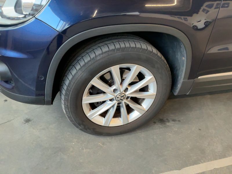 Volkswagen Tiguan 2.0 TDI Track & Style 4Motion BlueMotion Tech 2013 – снимка 3