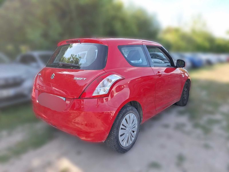 Suzuki Swift 1.2 GL — zdjęcie 5