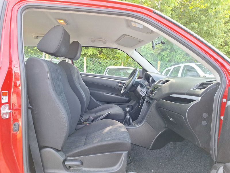 Suzuki Swift 1.2 GL — zdjęcie 10