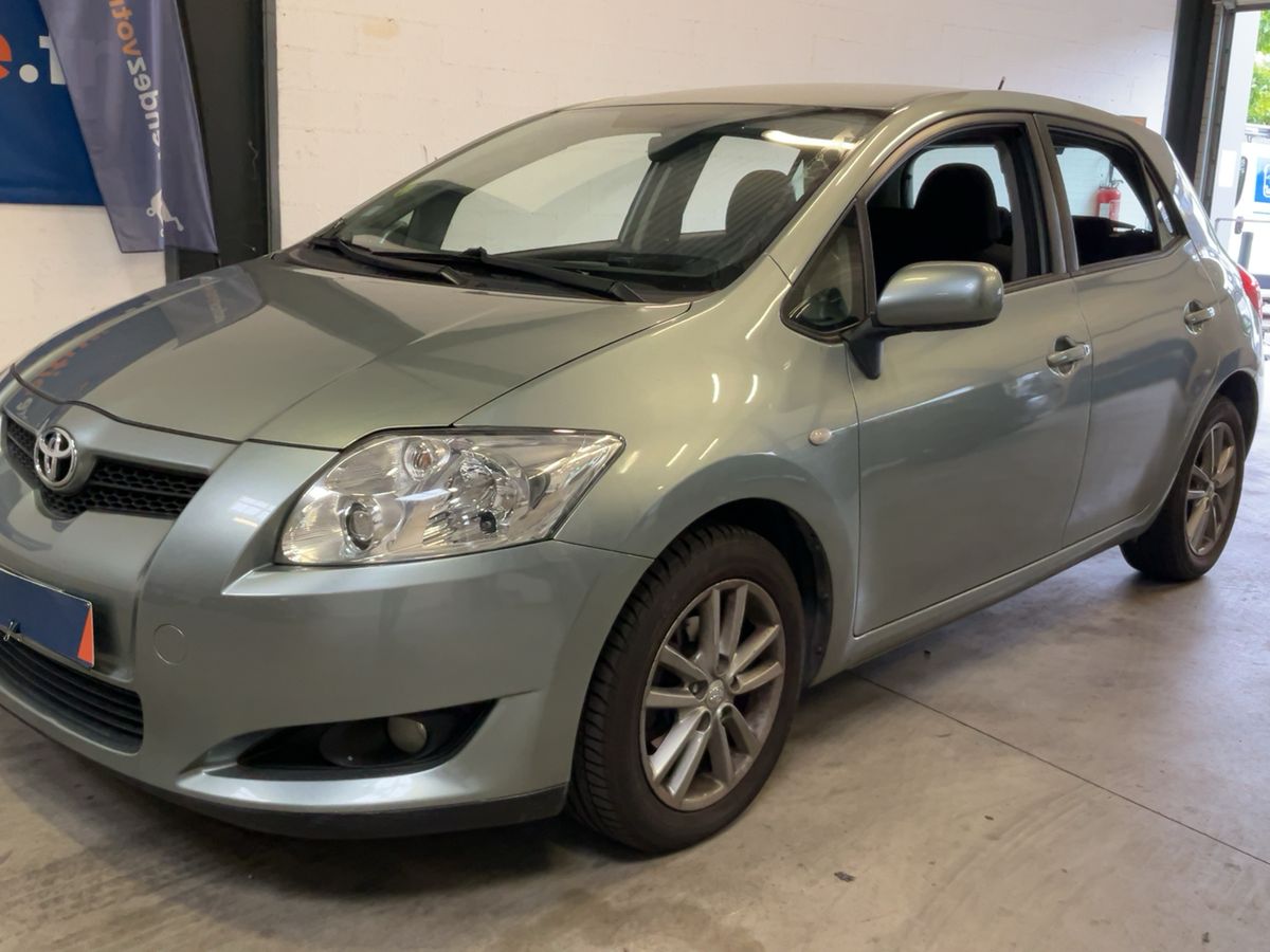 Toyota Auris 1.6 Luna Pack