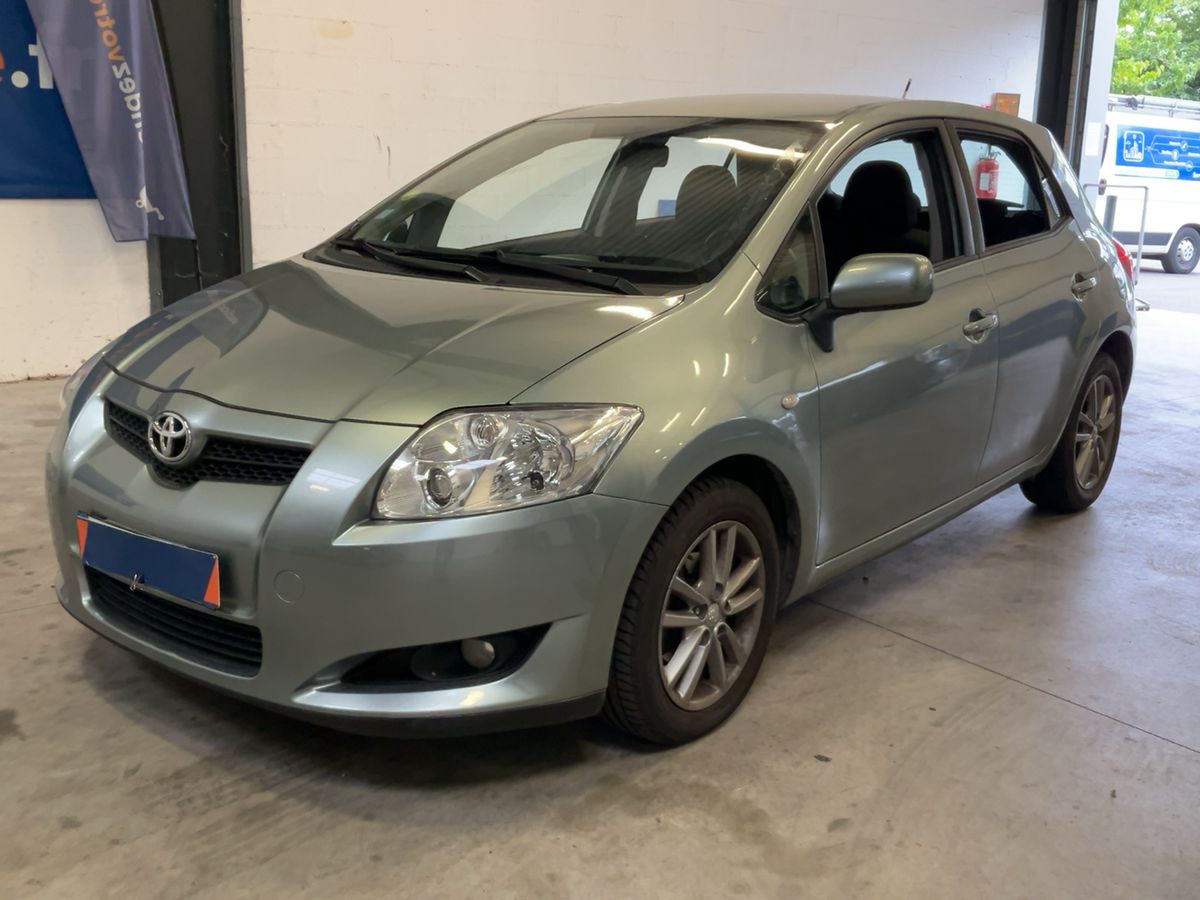 Toyota Auris 1.6 Luna Pack