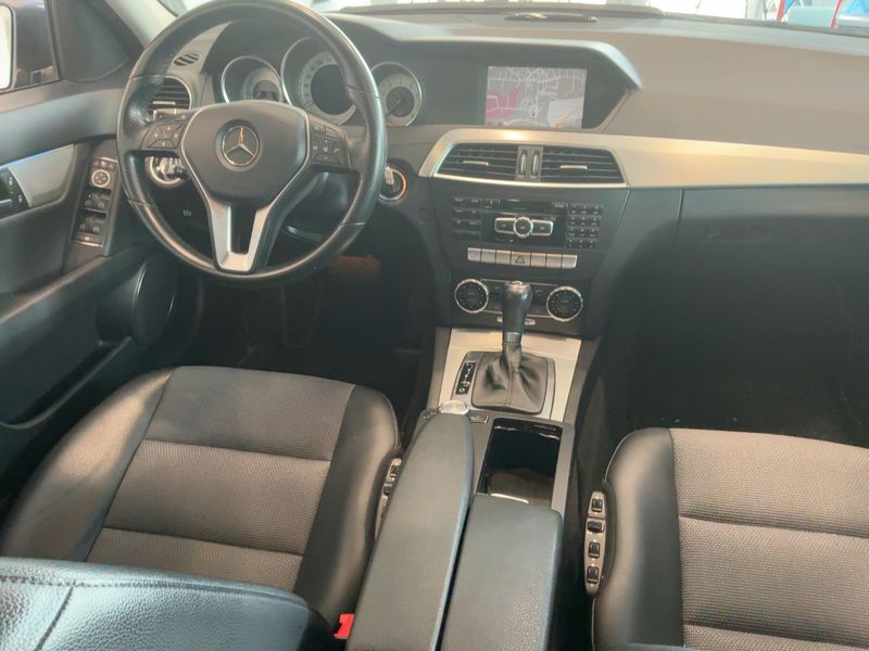 Mercedes-Benz C-Klasse C 350 CGI T BlueEfficiency Avantgarde — zdjęcie 12