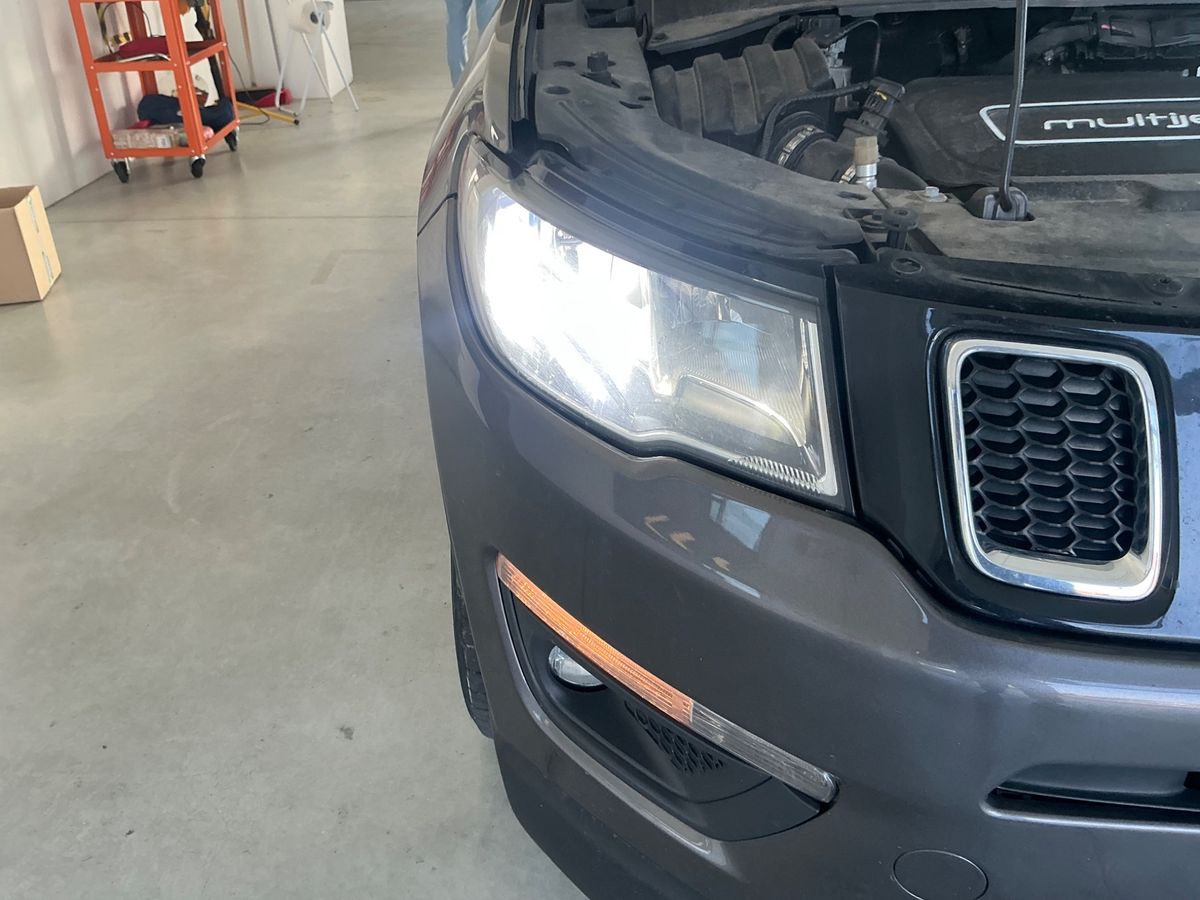 Jeep Compass 2017 — photo 37