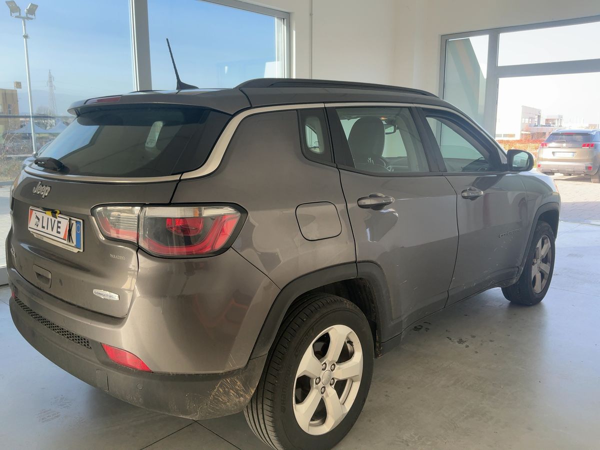 Jeep Compass 2017 — photo 9