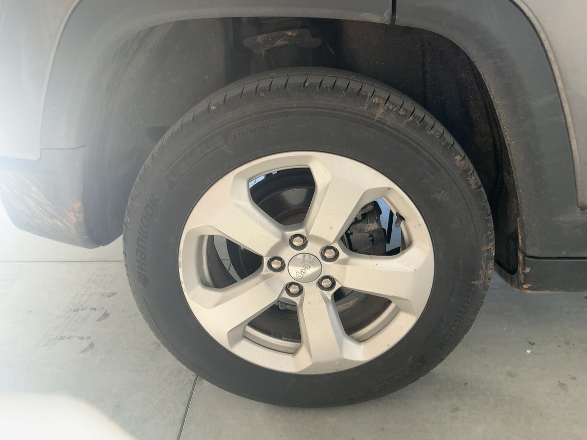 Jeep Compass 2017 — photo 10