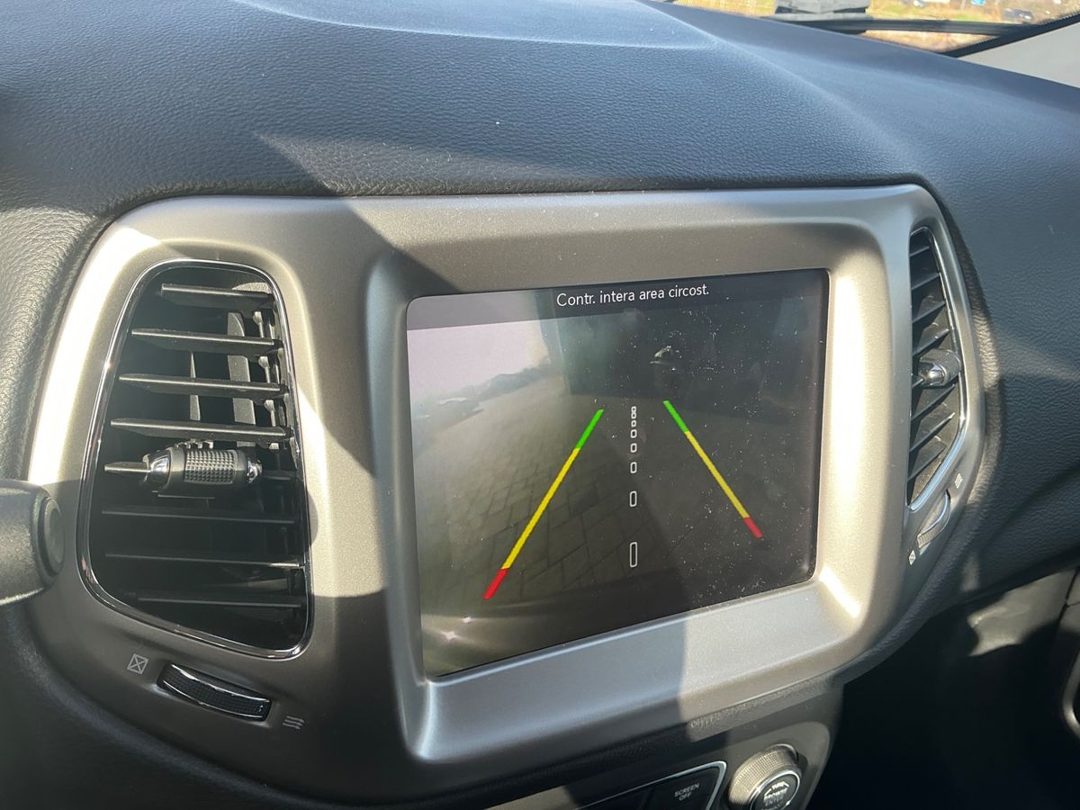 Jeep Compass 2017 — photo 35