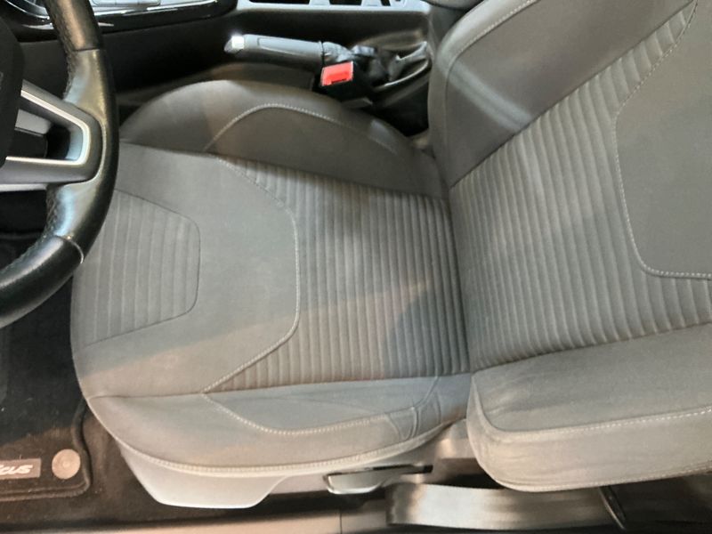 Ford Focus 1.5 TDCi Titanium 2016 – снимка 27