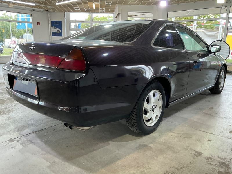 Honda Accord 2.0 ES — zdjęcie 2