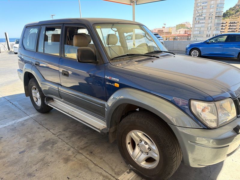 Toyota Land Cruiser 3.0 D-4D VXL — zdjęcie 8