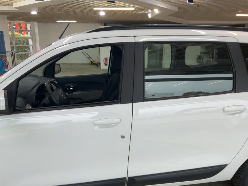 Dacia Lodgy 1.5 dCi Diesel Laureate — zdjęcie 4