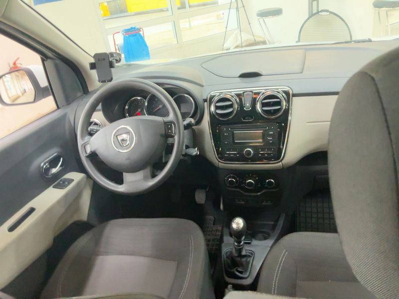 Dacia Lodgy 1.5 dCi Diesel Laureate — zdjęcie 12