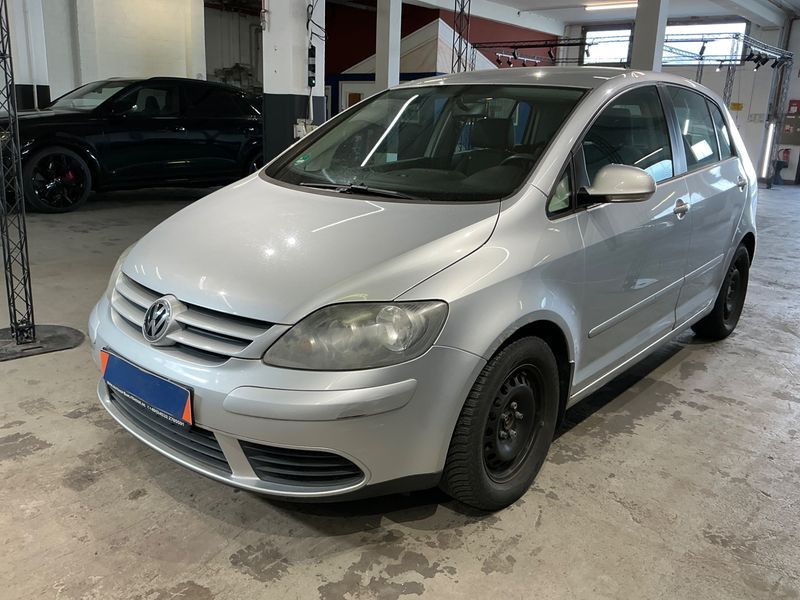 Volkswagen Golf V Plus 1.6 Comfortline — zdjęcie 1