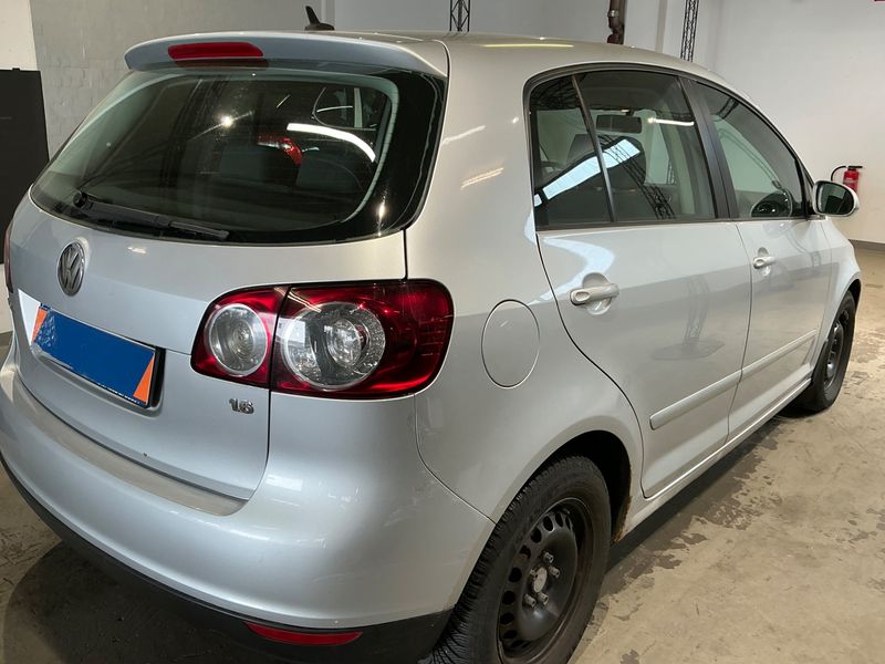 Volkswagen Golf V Plus 1.6 Comfortline — zdjęcie 2