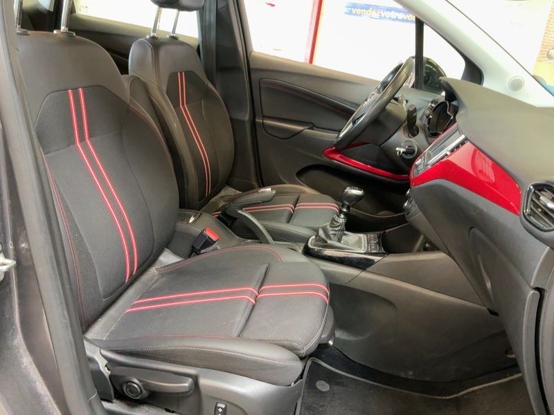 Opel Crossland X 1.2 Turbo GS Line — zdjęcie 11
