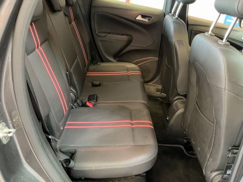 Opel Crossland X 1.2 Turbo GS Line — zdjęcie 14
