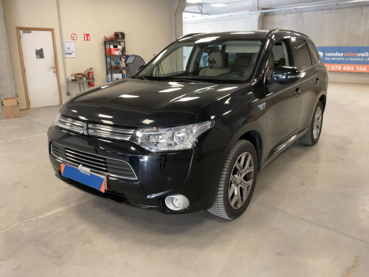 Mitsubishi Outlander 2015
