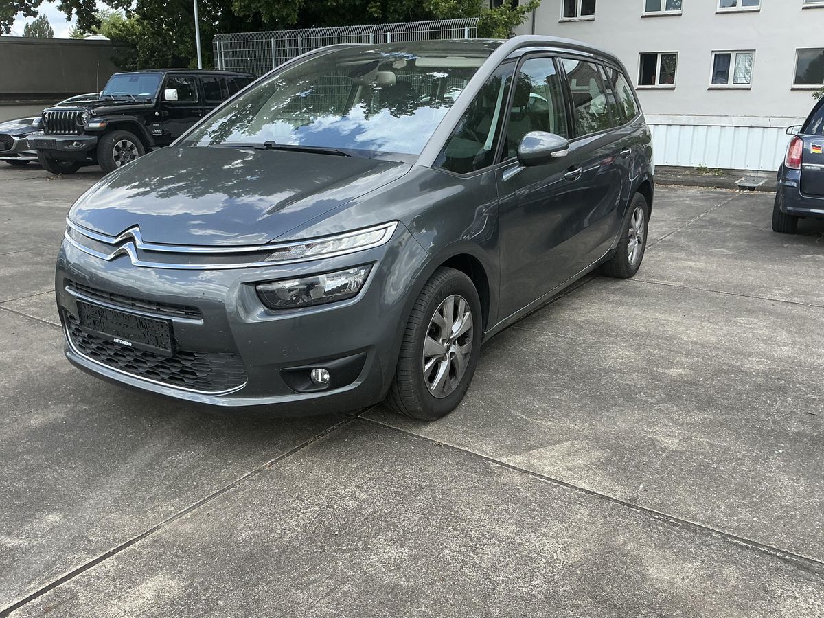 Citroen C4 2016 — photo 1