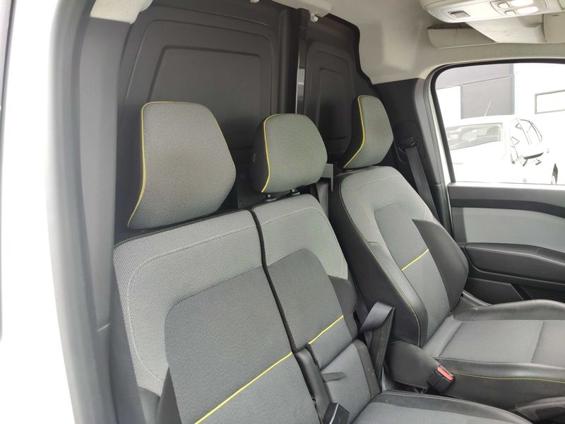 Renault Kangoo 1.5 BLUE dCi Advance L2 — zdjęcie 13