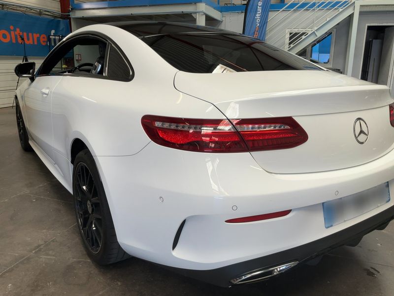 Mercedes-Benz E-Klasse E 350 d 4Matic AMG Line — zdjęcie 3