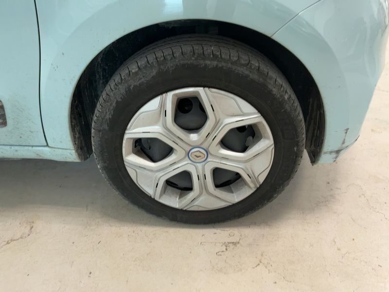 Renault Twingo electric drive 60 kW Zen Electric 2021 – снимка 11