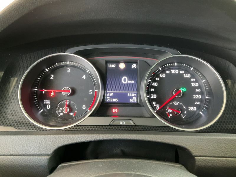 Volkswagen Golf VII 2.0 TDI GTD BlueMotion Tech 2015 – снимка 19