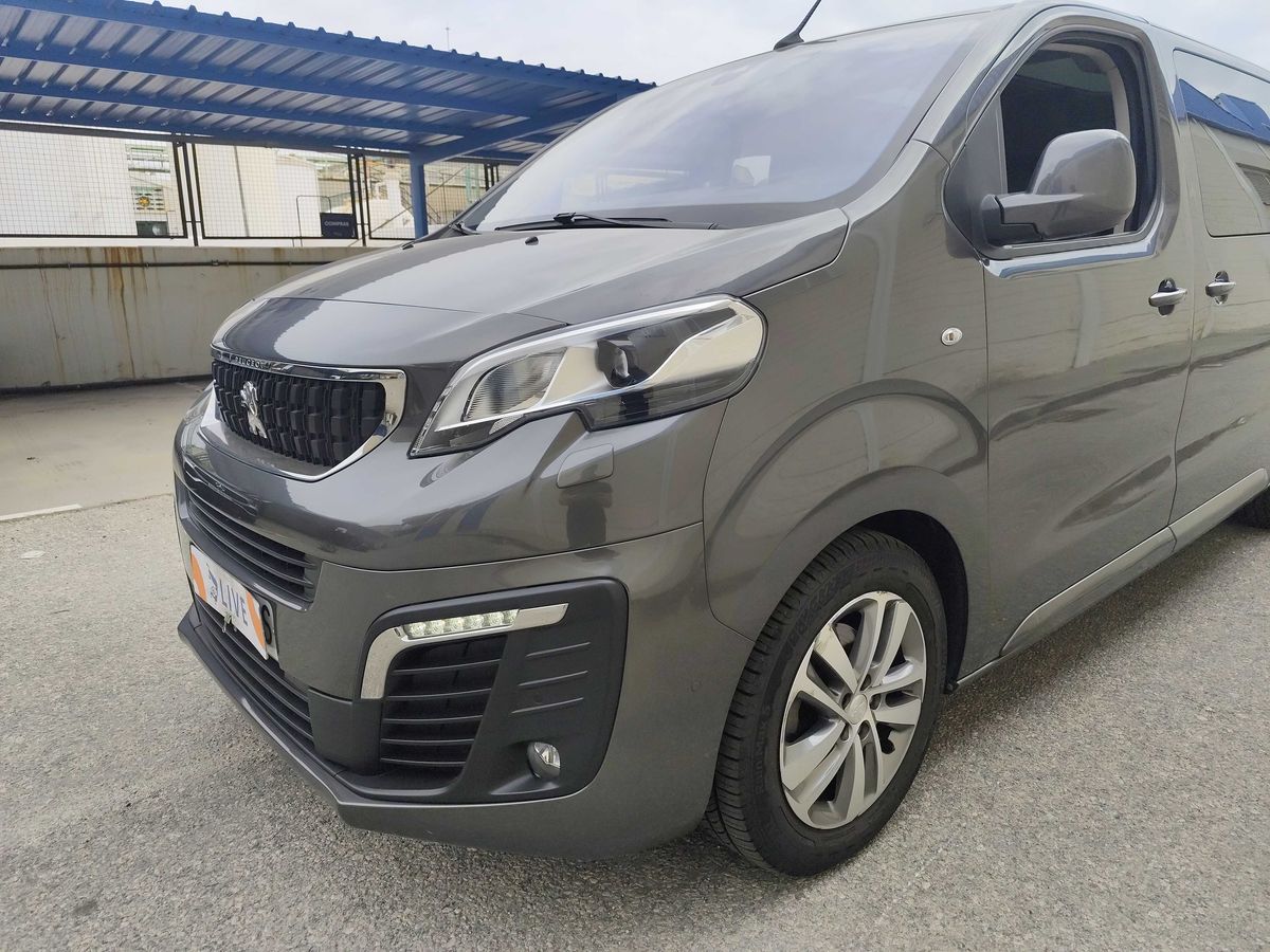 Peugeot Traveller 2.0 Blue-HDi Active Compact