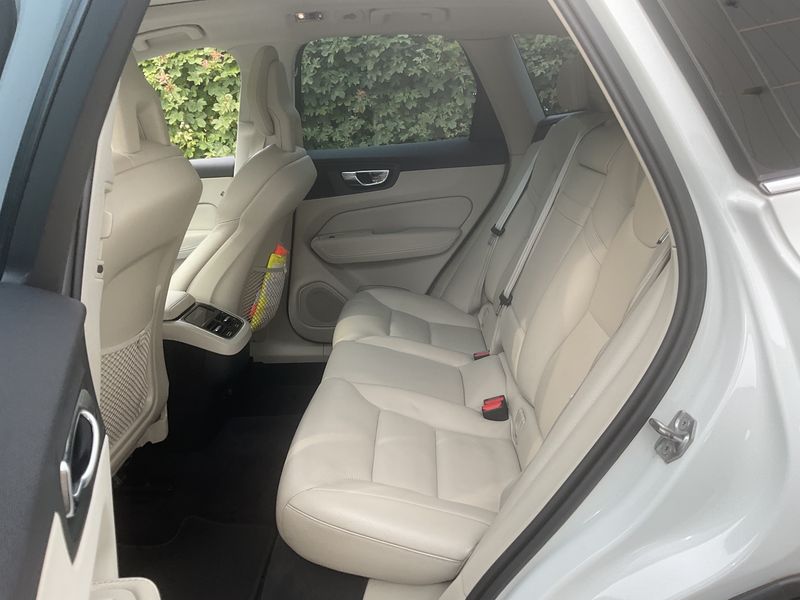 Volvo XC60 2.0 T5 Inscription AWD — zdjęcie 14