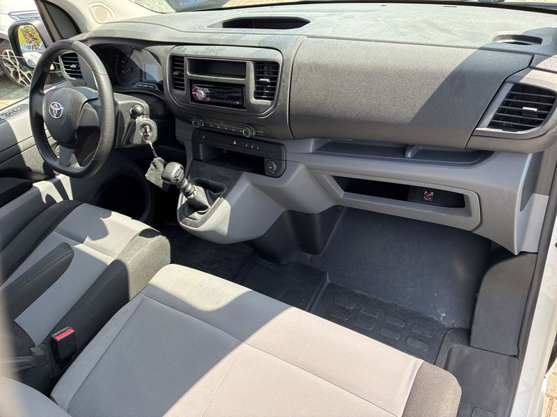 Toyota ProAce 1.6 D-4D L1 — zdjęcie 11