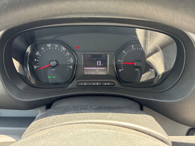 Toyota ProAce 1.6 D-4D L1 — zdjęcie 12
