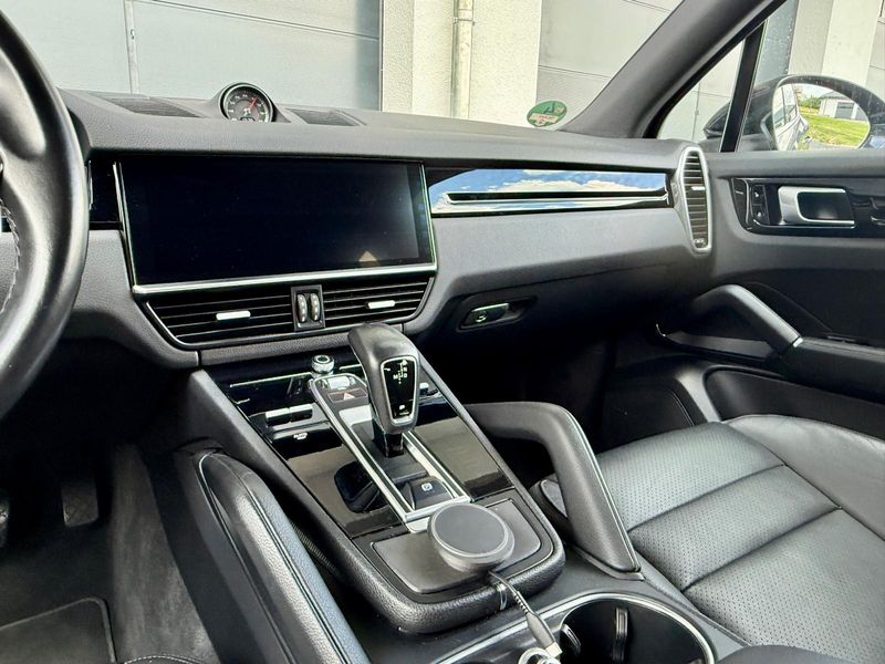 Porsche Cayenne 3.0 — zdjęcie 17