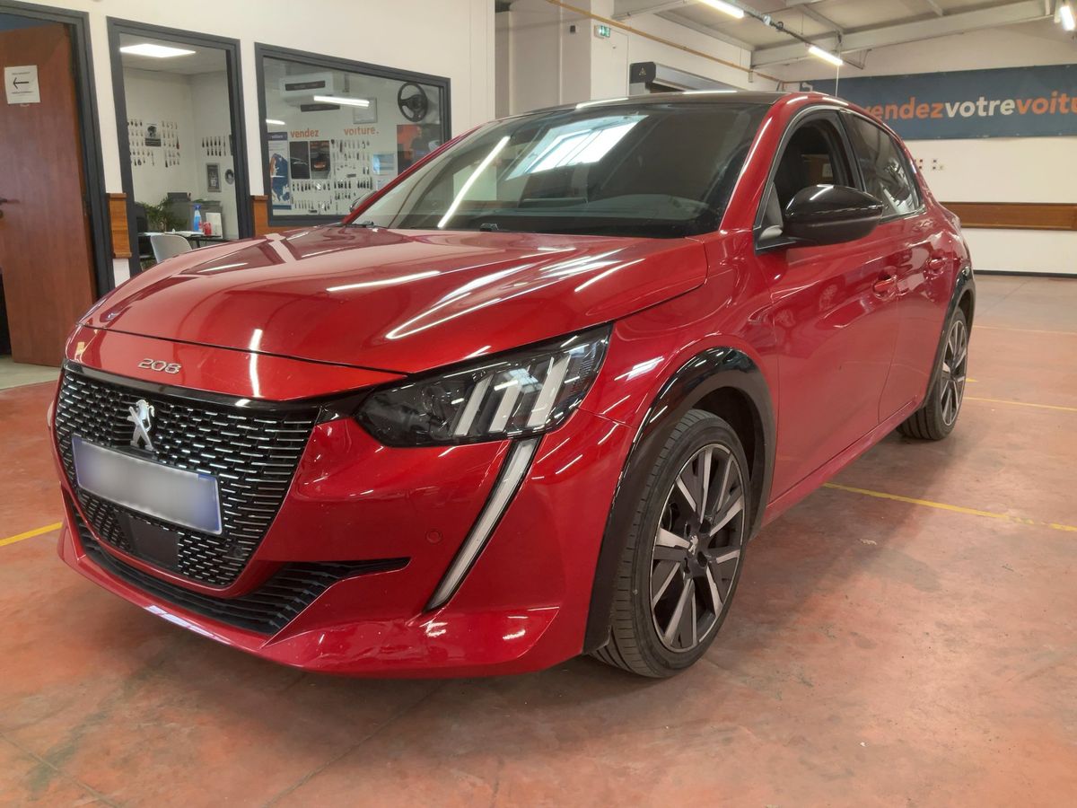 Peugeot 208 2019 — photo 1