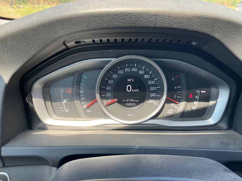 Volvo V60 2.0 D2 Kinetic 2015 – снимка 18
