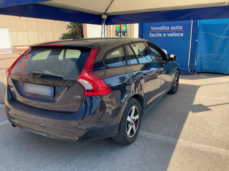 Volvo V60 2.0 D2 Kinetic 2015 – снимка 8