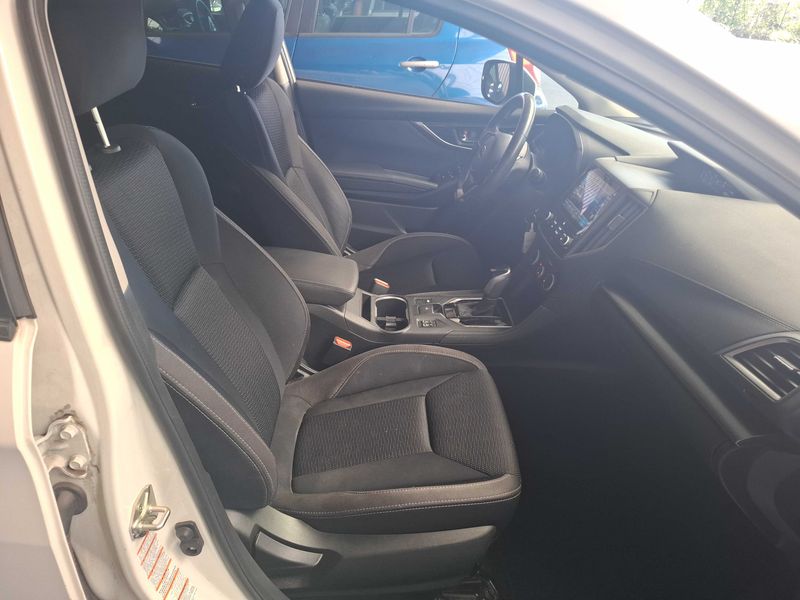 Subaru Impreza 1.6 Exclusive — zdjęcie 10