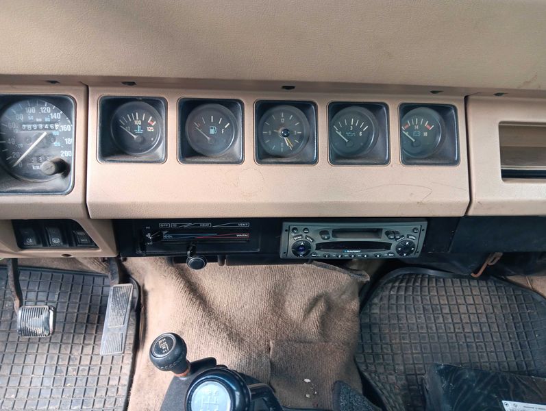 Jeep Wrangler 2.5 — zdjęcie 19