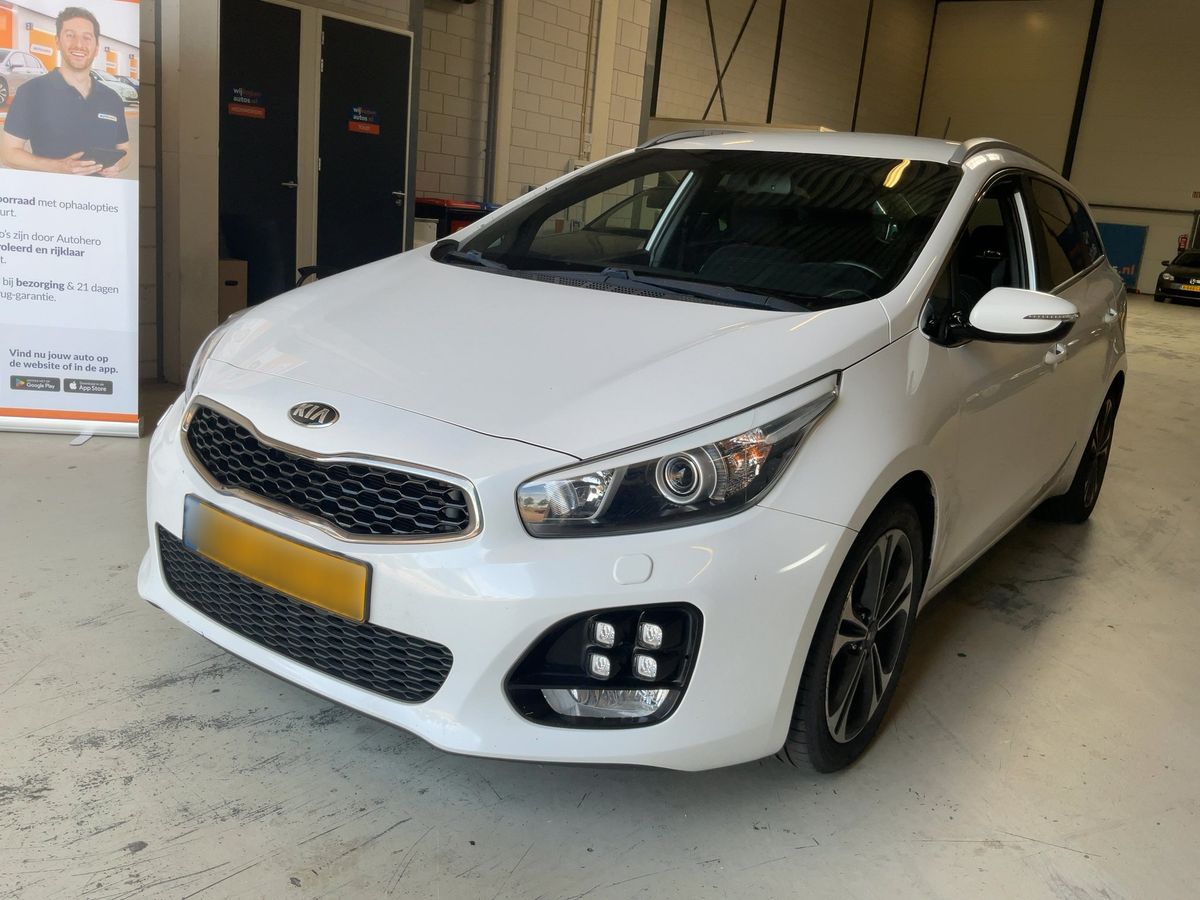 Kia cee'd 2017 — photo 1
