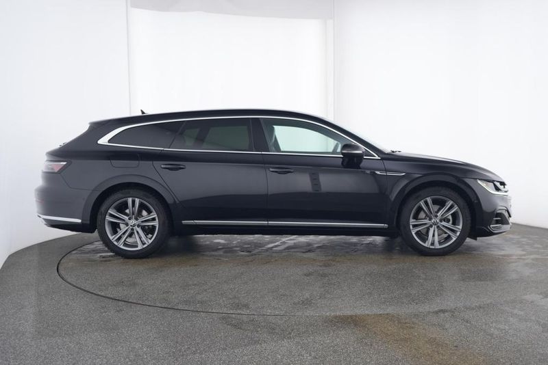 Volkswagen Arteon Shooting Brake 2.0 TSI R-Line — zdjęcie 25