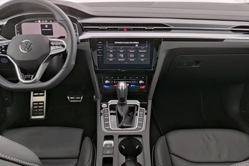 Volkswagen Arteon Shooting Brake 2.0 TSI R-Line — zdjęcie 22